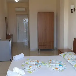 oasis-drymades-hotel.albaniahotels.org/