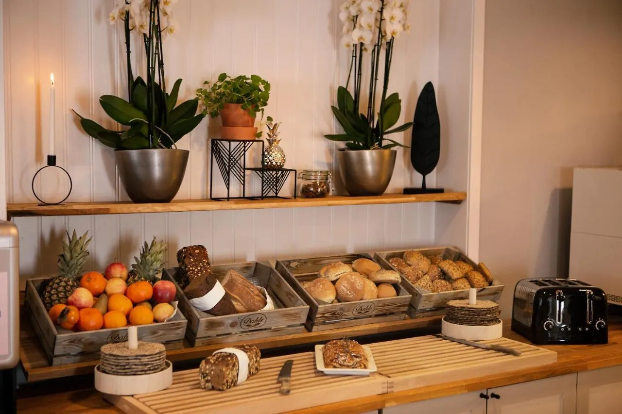 Alojamento de Acomodação e Pequeno-almoço Lisebergsbyns B&B Gotemburgo